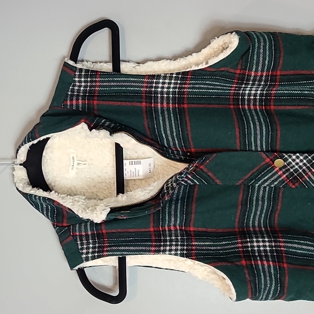 Maurices Green Plaid Sherpa Lined Cinch Waist Vest Preppy Comfy Academia New - Picture 2 of 10